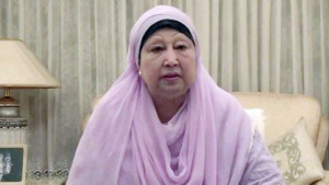 গণতন্ত্র পদে পদে বাধাপ্রাপ্ত হচ্ছে: খালেদা জিয়া