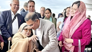 বেগম খালেদা জিয়া প্রতিপক্ষকে কখনও অসম্মানসূচক, নোংরা, কুৎসিত ভাষায় আক্রমণ বা গালাগালি করেননি!