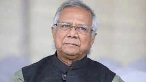 আওয়ামী লীগের কার্যক্রম নিষিদ্ধের পর দেশে যুদ্ধপরিস্থিতি তৈরি হয়েছে: প্রধান উপদেষ্টা